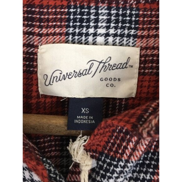 Womens xs Button-Up Red Plaid Flannel Shirt With Long Sleeves & Chest Pockets - Picture 7 of 9